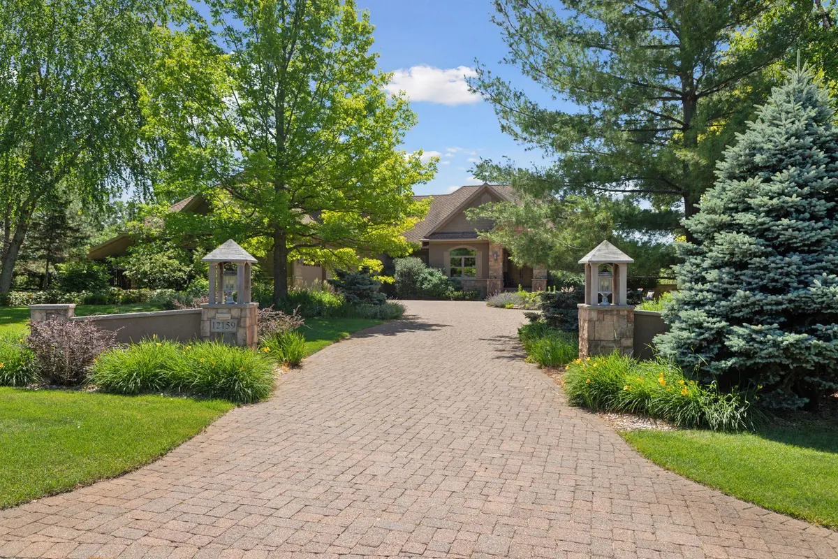 12159 Quail Avenue LN N, Stillwater, MN 55082