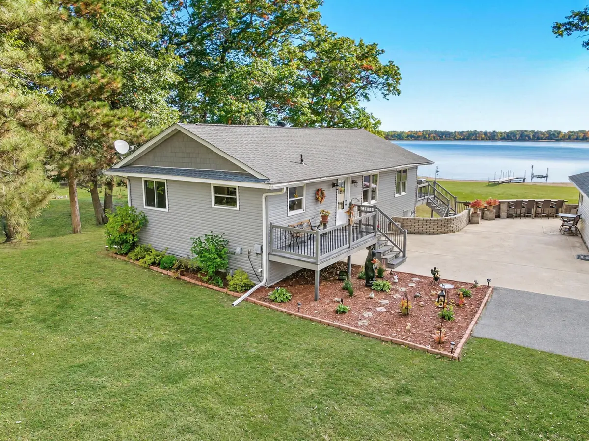 23732 Clover DR, Merrifield, MN 56465