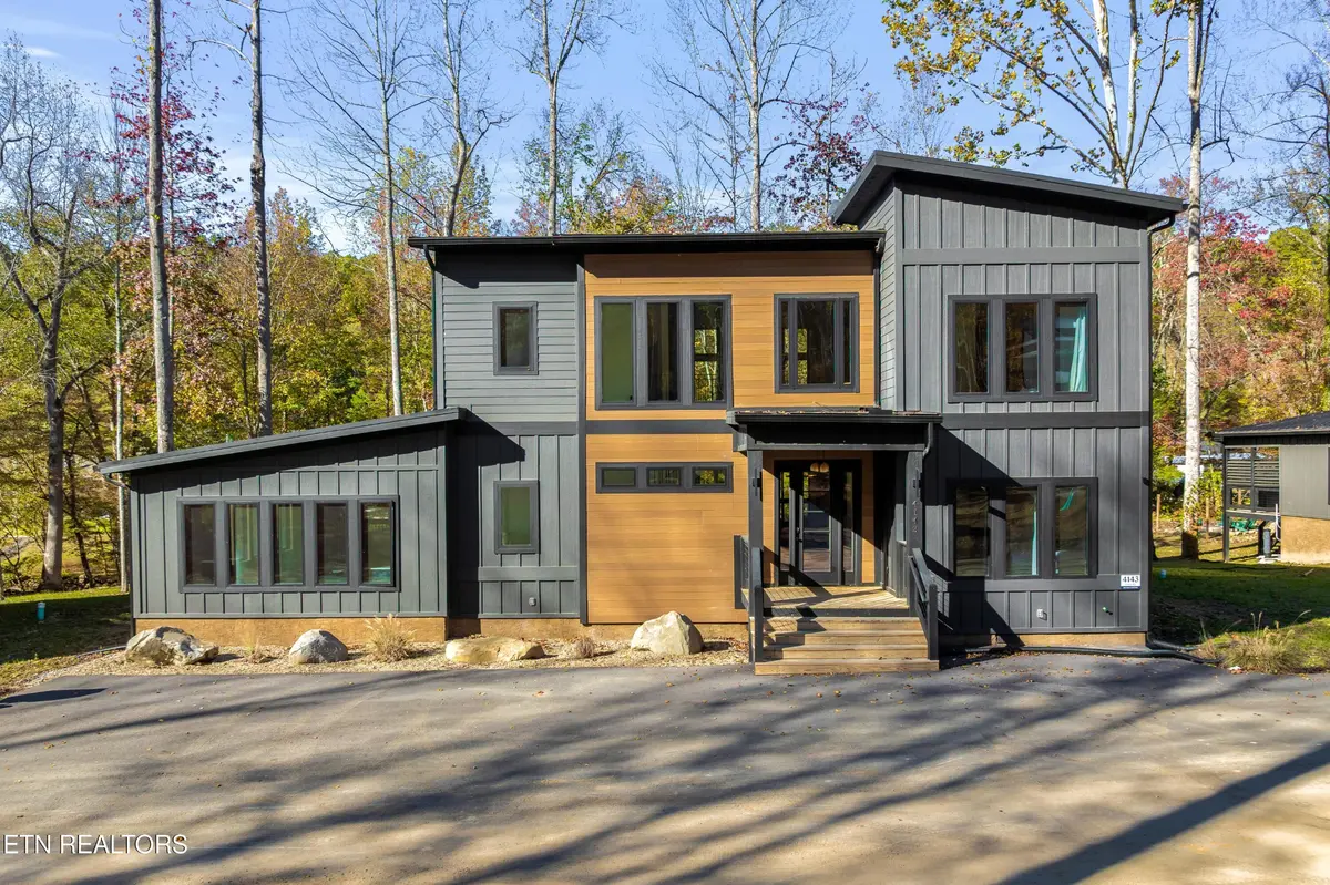 4143 Fontaine Way, Gatlinburg, TN 37738