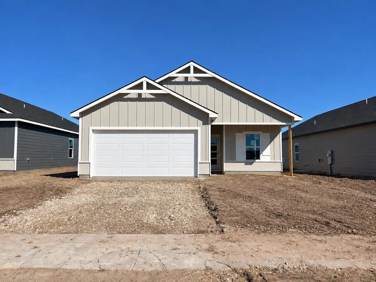 9310 E Hurst St, Wichita, KS 67210