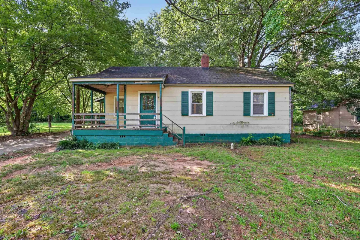 204 Anderson DR, Spartanburg, SC 29302
