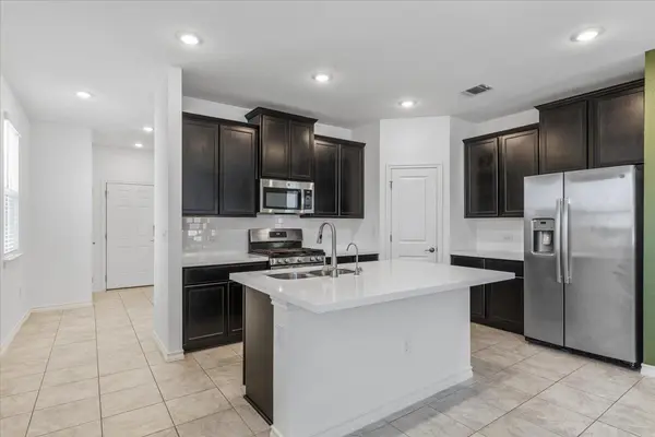 5202 Dimesky LN, Austin, TX 78723