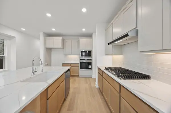 357 Blue Summit BND, Liberty Hill, TX 78642