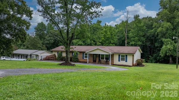 4690 Worth PL, Granite Falls, NC 28630