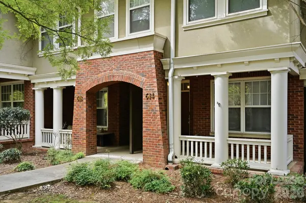 614 E 9th ST, Charlotte, NC 28202