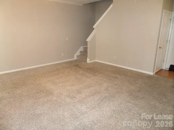 2220 Waters Trail DR, Charlotte, NC 28216