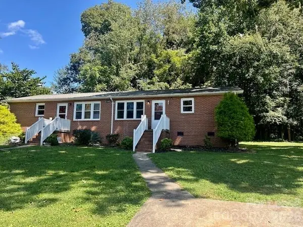 3465 Smokehouse CT #5, Lenoir, NC 28645