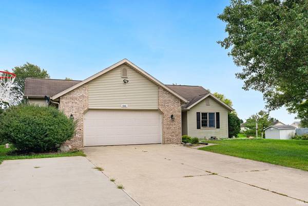 846 N Timberline CIR, Warsaw, IN 46582