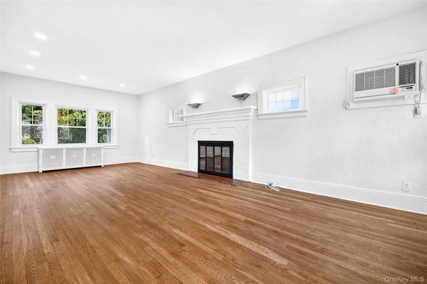 20 Prescott AVE, White Plains, NY 10606