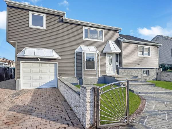 1115 Jackson PL, Baldwin, NY 11510
