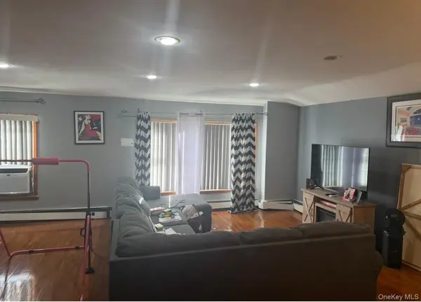 120-33 196th ST, Saint Albans, NY 11412