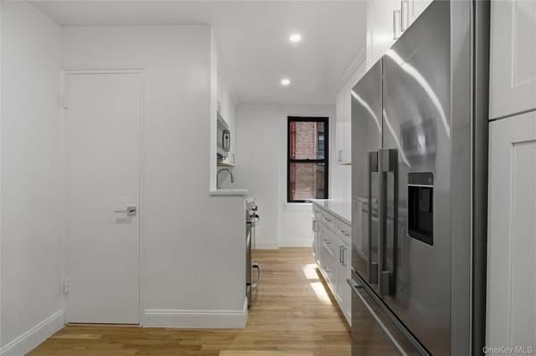 98 Park Terrace East #2C, New York (manhattan), NY 10034