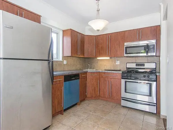 6113 170th ST, Fresh Meadows, NY 11365