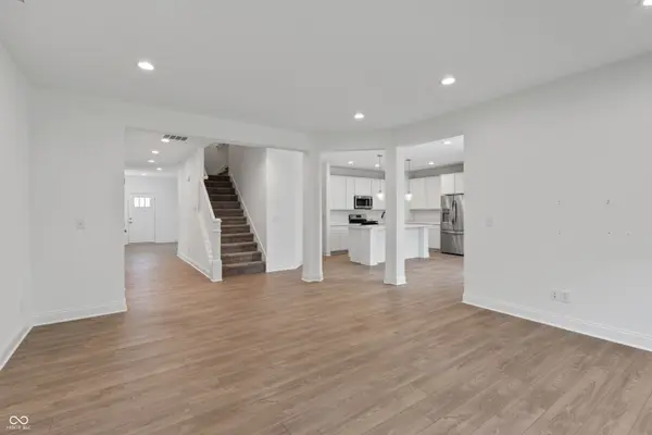 7350 Glen Park WAY, Indianapolis, IN 46259