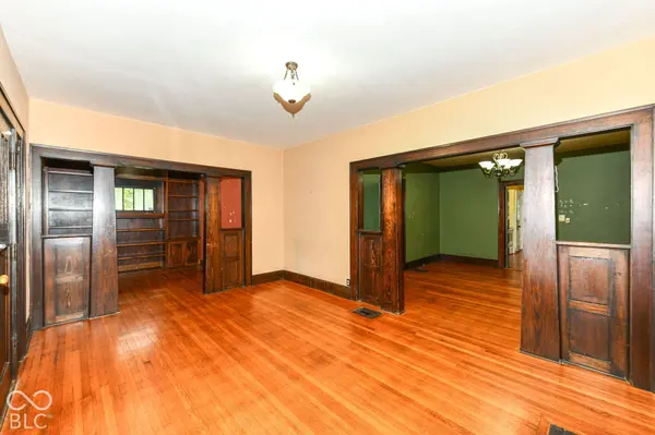 3745 Winthrop AVE, Indianapolis, IN 46205