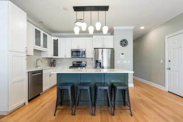 2463 W FOSTER AVE #2, Chicago, IL 60625