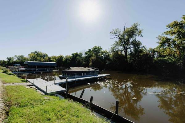27044 W Sunset AVE, Antioch, IL 60002