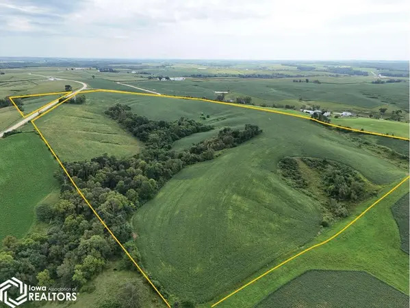 20693 Skahill Rd., Cascade, IA 52033