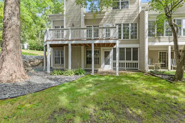 1270 Birch Pond TRL, White Bear Twp, MN 55110