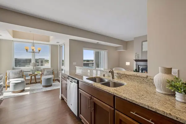 7070 153rd ST W #407, Apple Valley, MN 55124