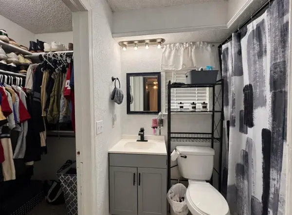 1034 W Kyle WAY, Mustang, OK 73064