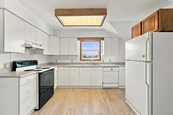 1704 W Yakima St, Pasco, WA 99301