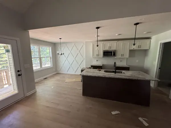 313 Tisha Ct, Clarksville, TN 37042