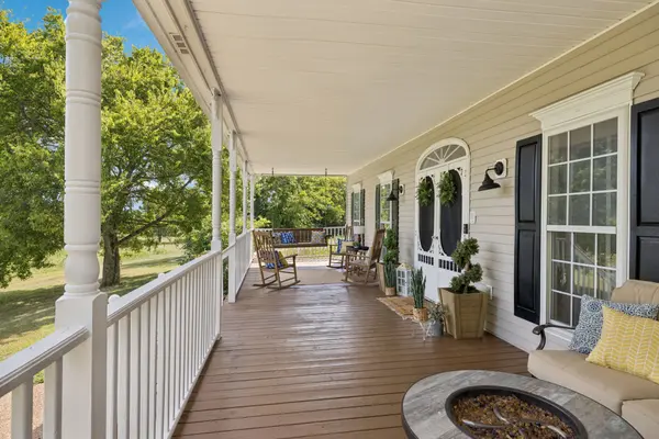 4235 Little Pond Ln, Thompsons Station, TN 37179