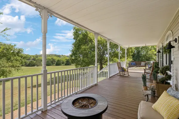 4235 Little Pond Ln, Thompsons Station, TN 37179