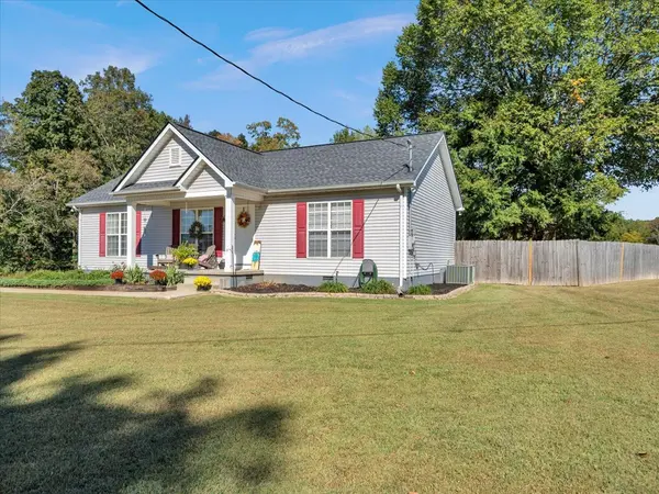 2620 Black Rd, Prospect, TN 38477