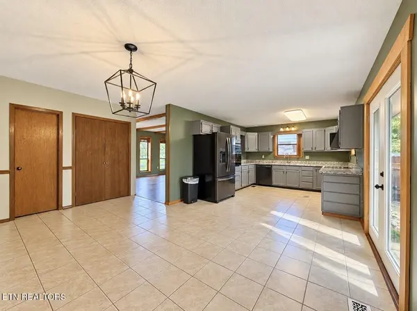 311 Poplar St, Sevierville, TN 37862
