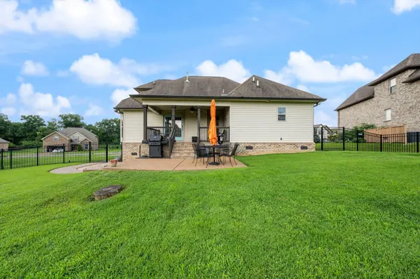 831 Manner Ln, Lebanon, TN 37087