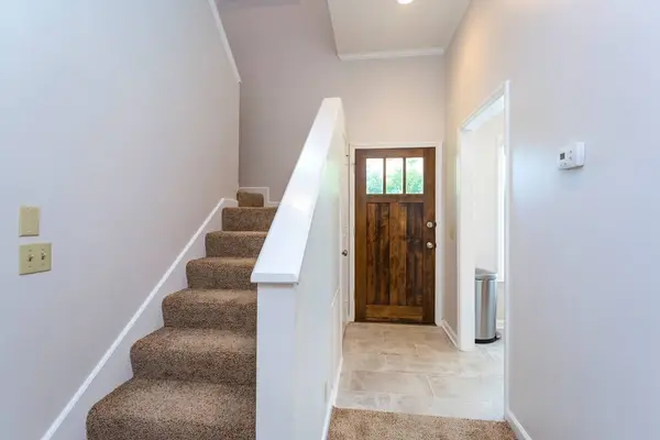 2601 Blakemore Ave #B, Nashville, TN 37212