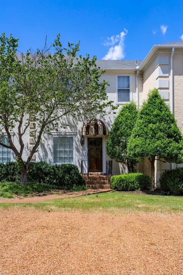 2601 Blakemore Ave #B, Nashville, TN 37212