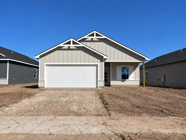 9310 E Hurst St, Wichita, KS 67210