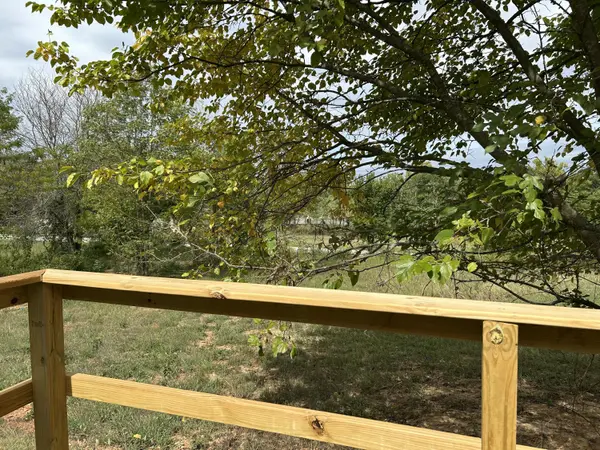 7641 Blockade Village, Seligman, MO 65745