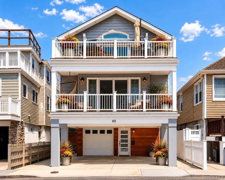 90 Alabama ST, Long Beach, NY 11561
