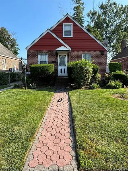 22742 113th DR, Queens Village, NY 11429