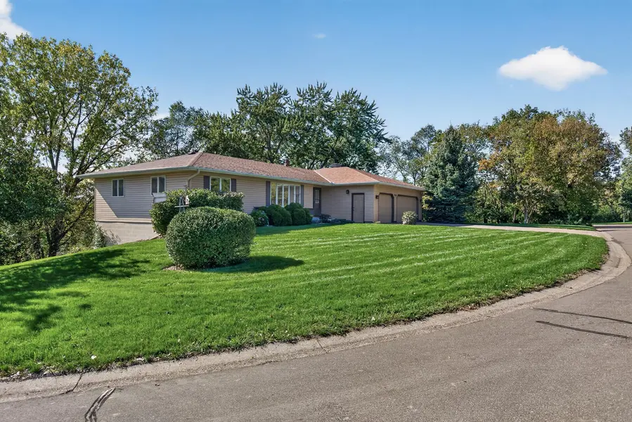 4315 Kaufmanis WAY, Eagan, MN 55123