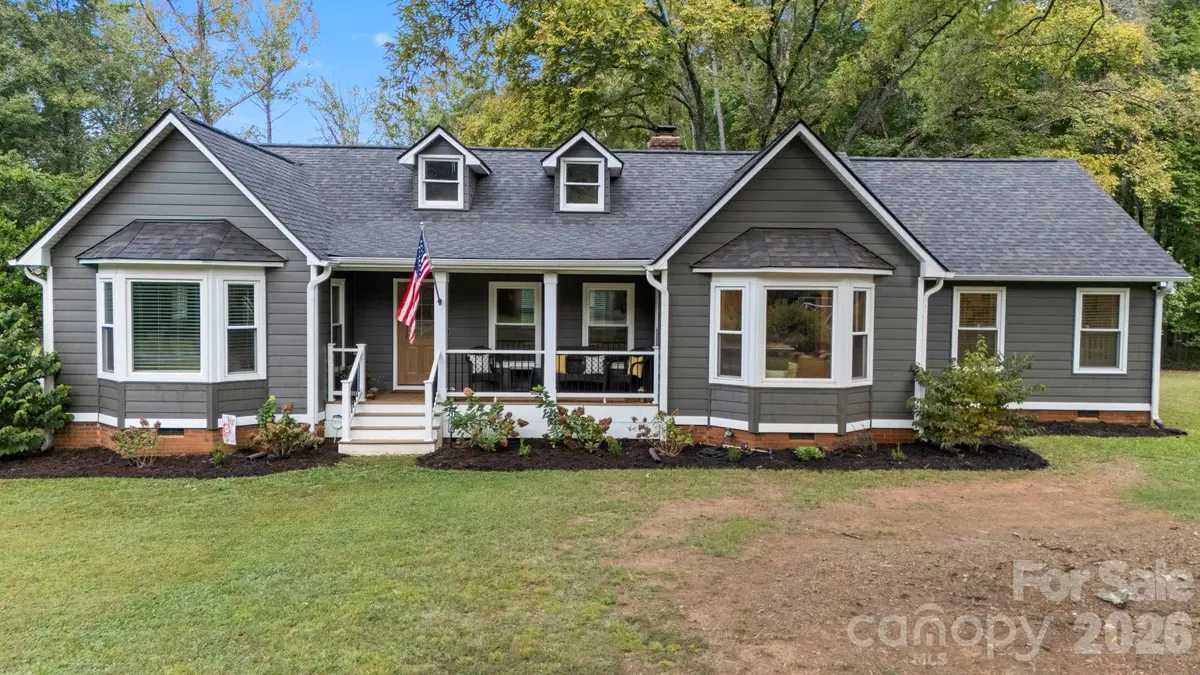 10930 Beatties Ford RD, Huntersville, NC 28078