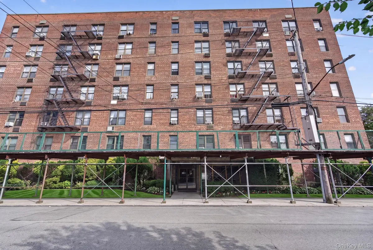 2475 E 11th ST #5K, Brooklyn, NY 11235