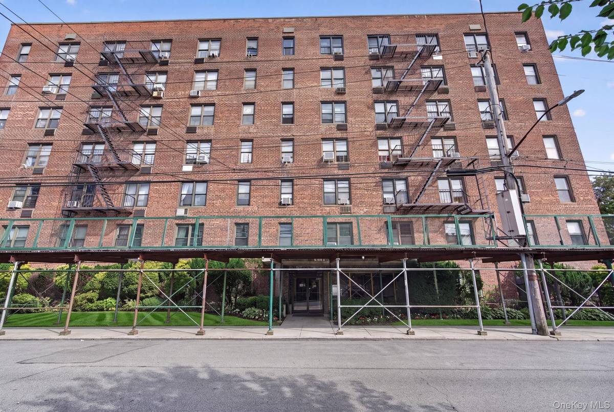 2475 E 11th ST #5K, Brooklyn, NY 11235