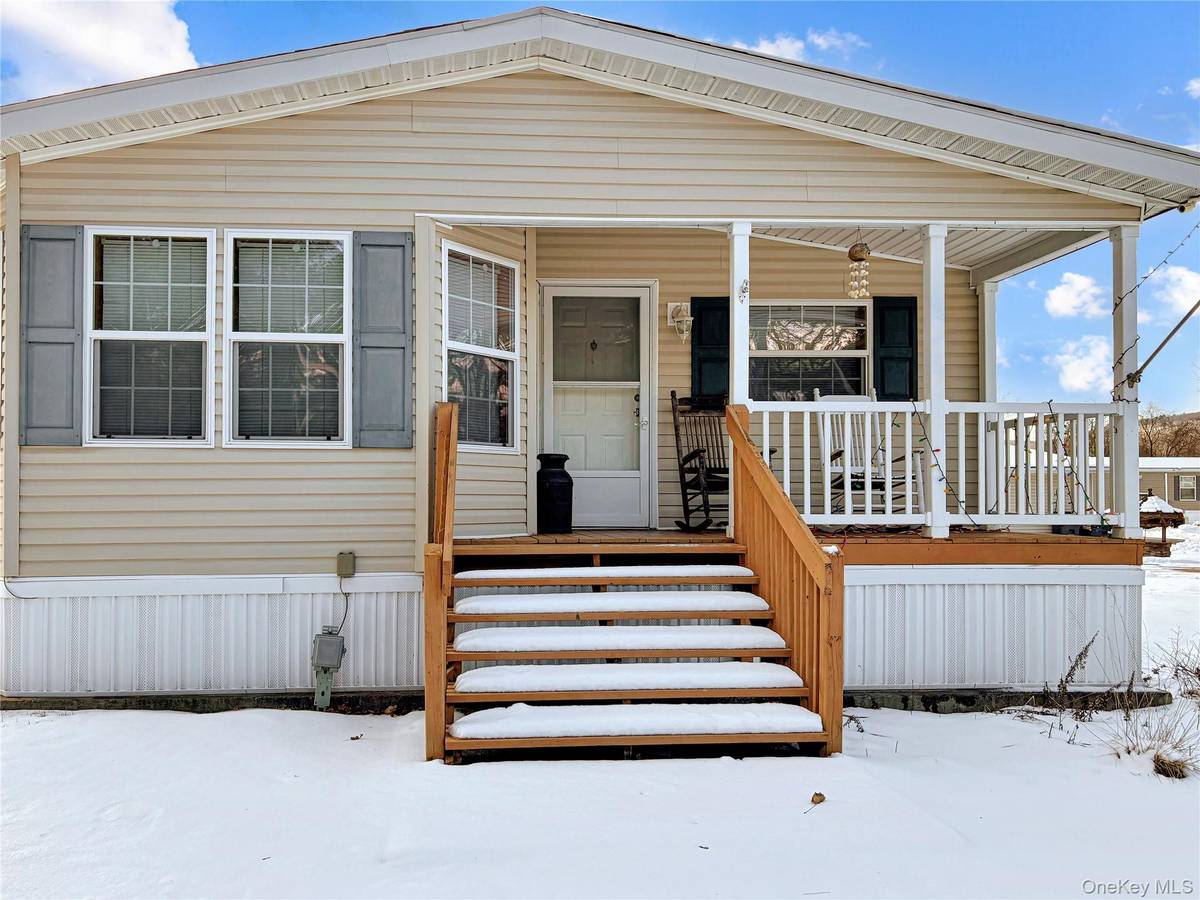 26 Daisy DR, Port Jervis, NY 12771