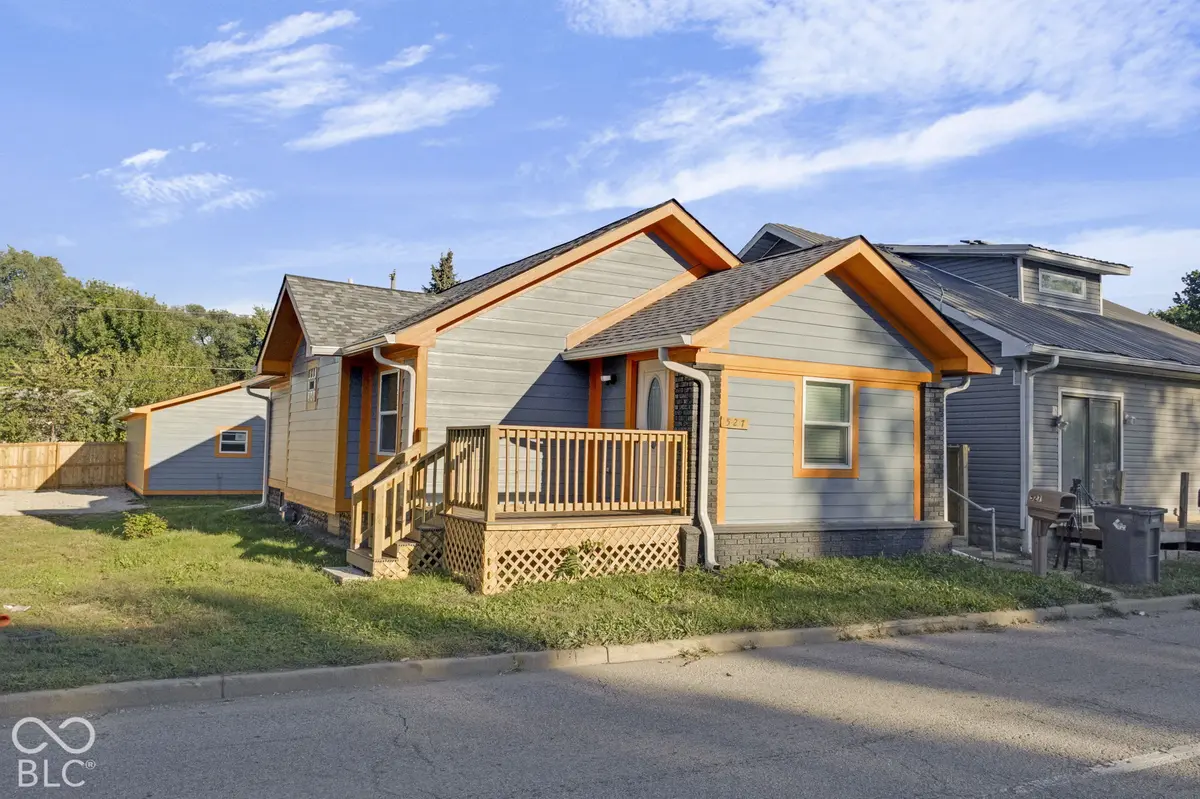 527 S Holt RD, Indianapolis, IN 46241