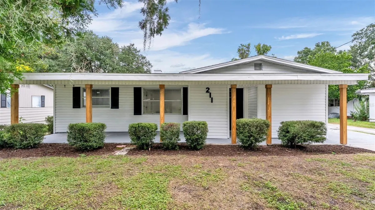 211 W VALENCIA ST, Lakeland, FL 33805