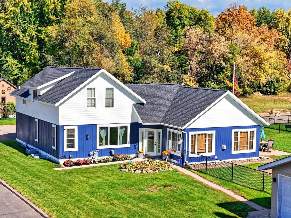 136 1st ST, Ironton, MN 56455