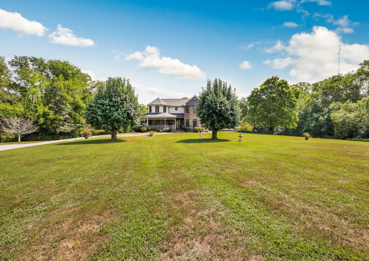 3535 Ashland City Rd, Clarksville, TN 37043