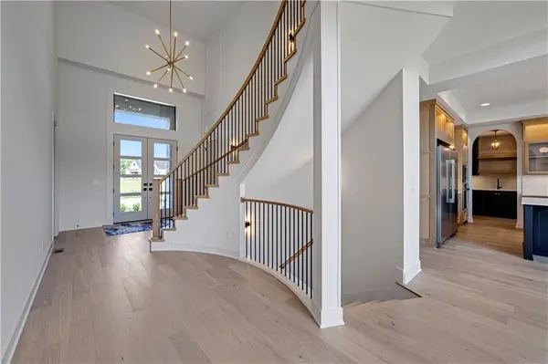 11806 W 181st TER, Overland Park, KS 66013