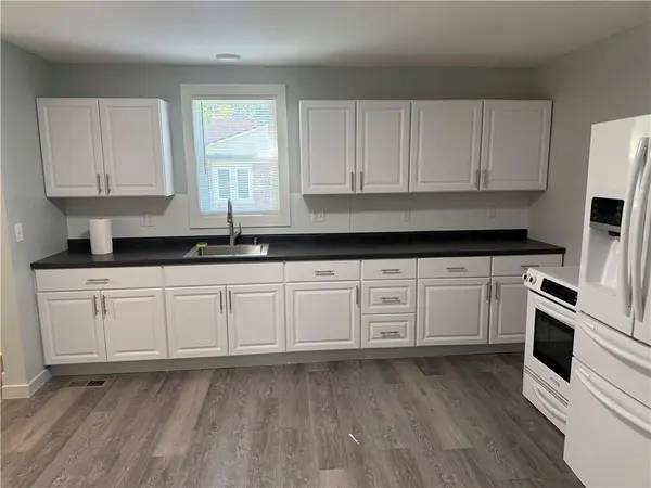 932 Ash ST, Ottawa, KS 66067