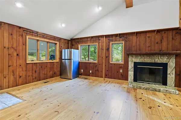 19 Farview TER, Suffern, NY 10901